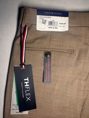 Tommy Hilfiger Men’s Modern-Fit Performance  Dress Pants  40W 30L NWT